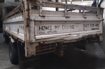 White Isuzu Elf 1996 for sale in San Juan City