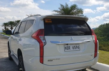 White Mitsubishi Montero 2016 for sale in Mabalacat