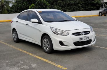 Pearl White Hyundai Accent 2018 for sale in Manila