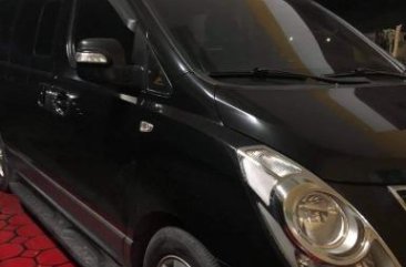 Selling Black Hyundai Starex 2011 in Guiguinto