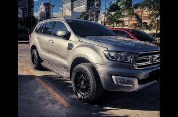 Sell Silver 2016 Ford Everest in Talisay