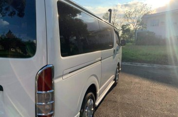 Selling White Toyota Hiace 2017 in Angeles