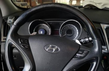 Black Hyundai Sonata 2010 for sale in Quezon