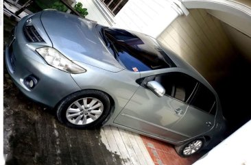 Selling Silver Toyota Corolla Altis 2013 in Taguig