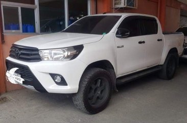 White Toyota Hilux 2016 for sale in Manila