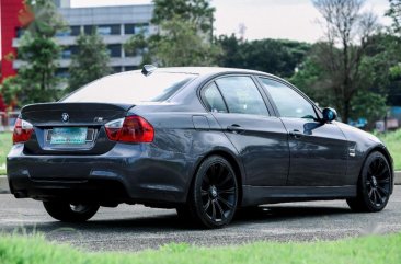 Selling Grey BMW 320I 2005 in Quezon