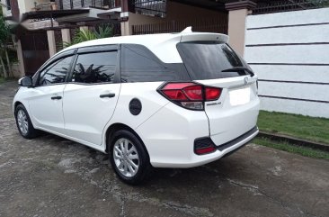 Honda Mobilio 1.5V Auto 2015