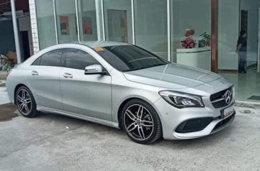 Selling Brightsilver Mercedes-Benz A-Class 2018 in Parañaque