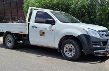 White Isuzu D-Max 2017 for sale in Quezon