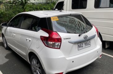 Selling White Toyota Yaris 2017 in Las Piñas