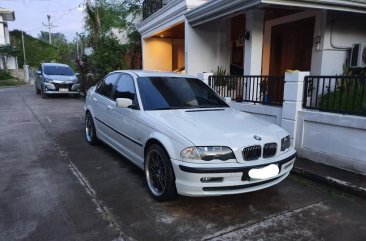 Selling White BMW 318I 1999 in Cebu