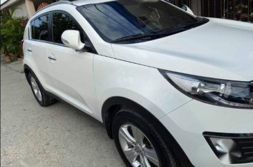 Selling White Kia Sportage 2007 in Davao