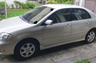 Pearlwhite Toyota Corolla Altis 2011 for sale in Quezon