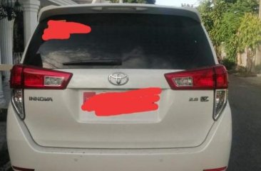 Selling White Toyota Innova 2020 in Las Piñas