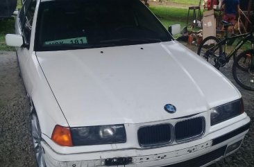 BMW 320i Sedan (A) 1996