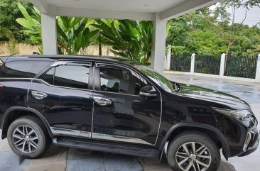 Black Toyota Fortuner 2017 for sale in Cebu