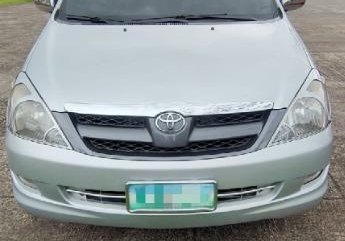 Selling Brightsilver Toyota Innova 2008 in San Pablo