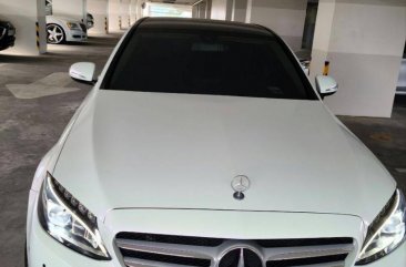 Selling Pearlwhite Mercedes-Benz C200 2015 in Quezon