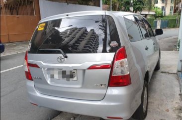 Toyota Innova Auto 2014