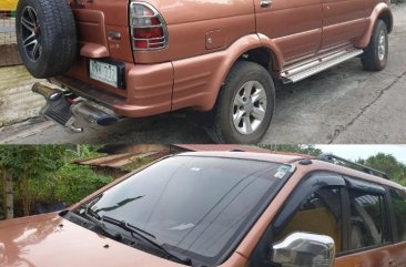 Orange Isuzu Crosswind 2004 for sale in Silang