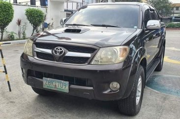 Selling Brown Toyota Hilux 2005 in Manila