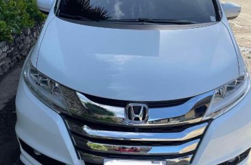 White Honda Odyssey 2015 for sale in Mandaue
