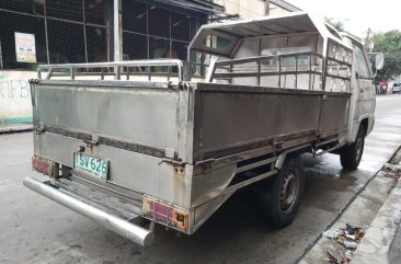 Selling White Mitsubishi L300 1995 in Malabon