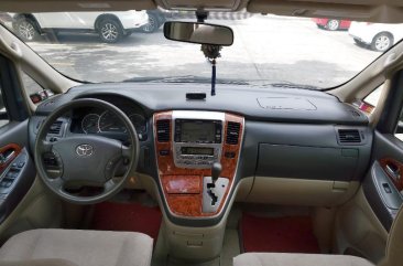 Toyota Alphard 2003