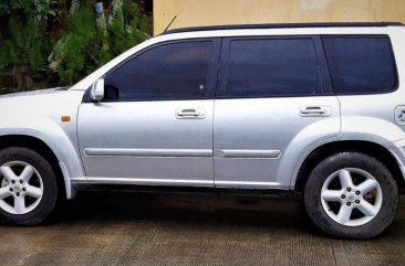 Silver Nissan X-Trail 2004 for sale in Lipa