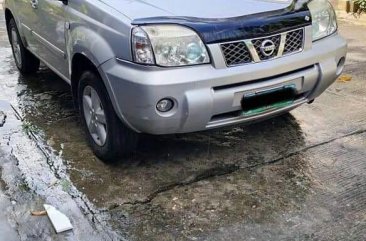 Selling Silver Nissan X-Trail 2007 in Quezon
