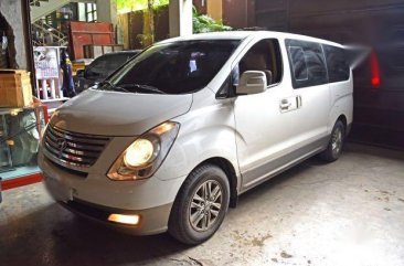 White Hyundai Starex 2015 for sale in Pasay