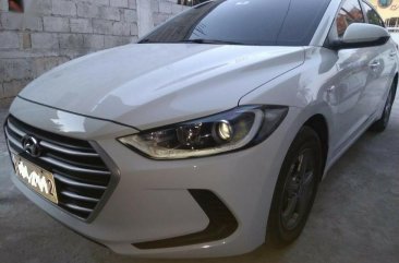 White Hyundai Elantra 2019 for sale in San Antonio