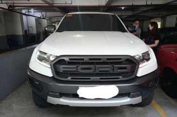 White Ford Ranger 2019