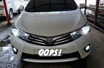 Toyota Corolla Altis 1.6 V Auto 2014