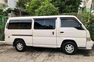 Selling White Nissan Urvan 2013 Van in Santa Rosa