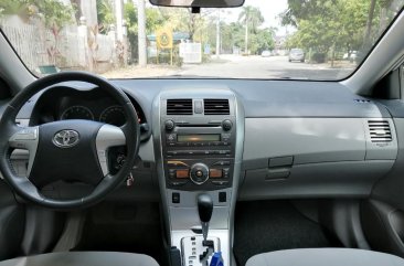 Toyota Corolla Altis 2013