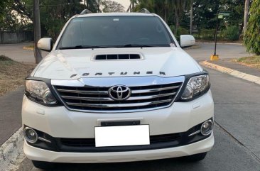 Selling Pearl White Toyota Fortuner 2015 in Pasay