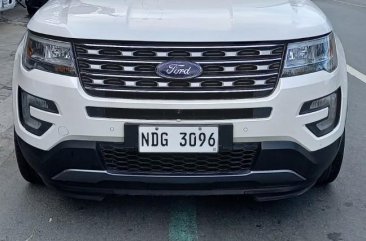 White Ford Explorer 2017 for sale in Quezon