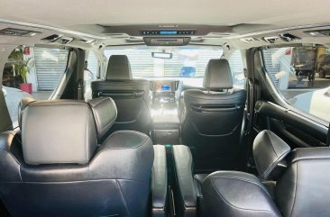 Selling Black Toyota Alphard 2019 in Pasig