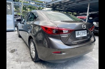 Selling Silver Mazda 3 2015 in Las Piñas