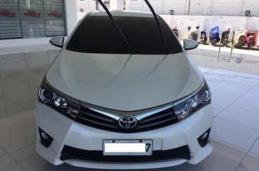 Selling White Toyota Corolla 2016 in Plaridel