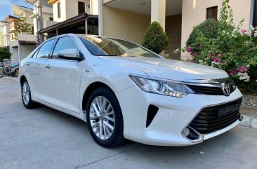 Pearl White Toyota Camry 2017