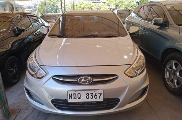 Selling Pearl White Hyundai Accent 2016 in Antipolo