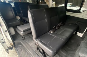 Toyota Hiace 2014