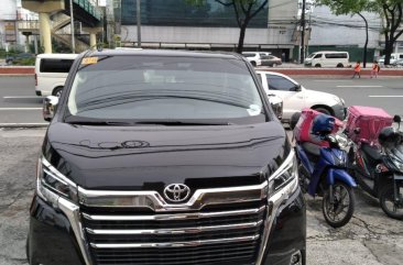 Toyota Hiace Super Grandia 2019