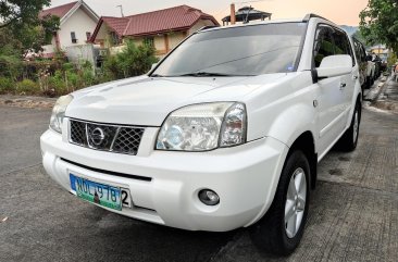 Sell White 2010 Nissan X-Trail 