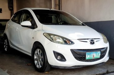  White 2011 Mazda 2 