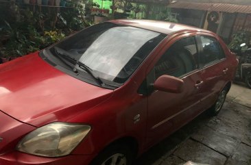 Selling Toyota Vios 2010