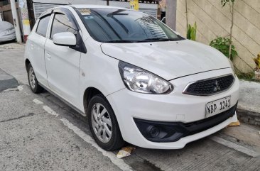 White Mitsubishi Mirage 2018 