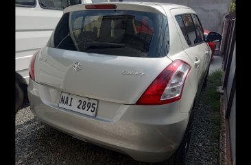 Selling Suzuki Swift 2018 Hatchback 